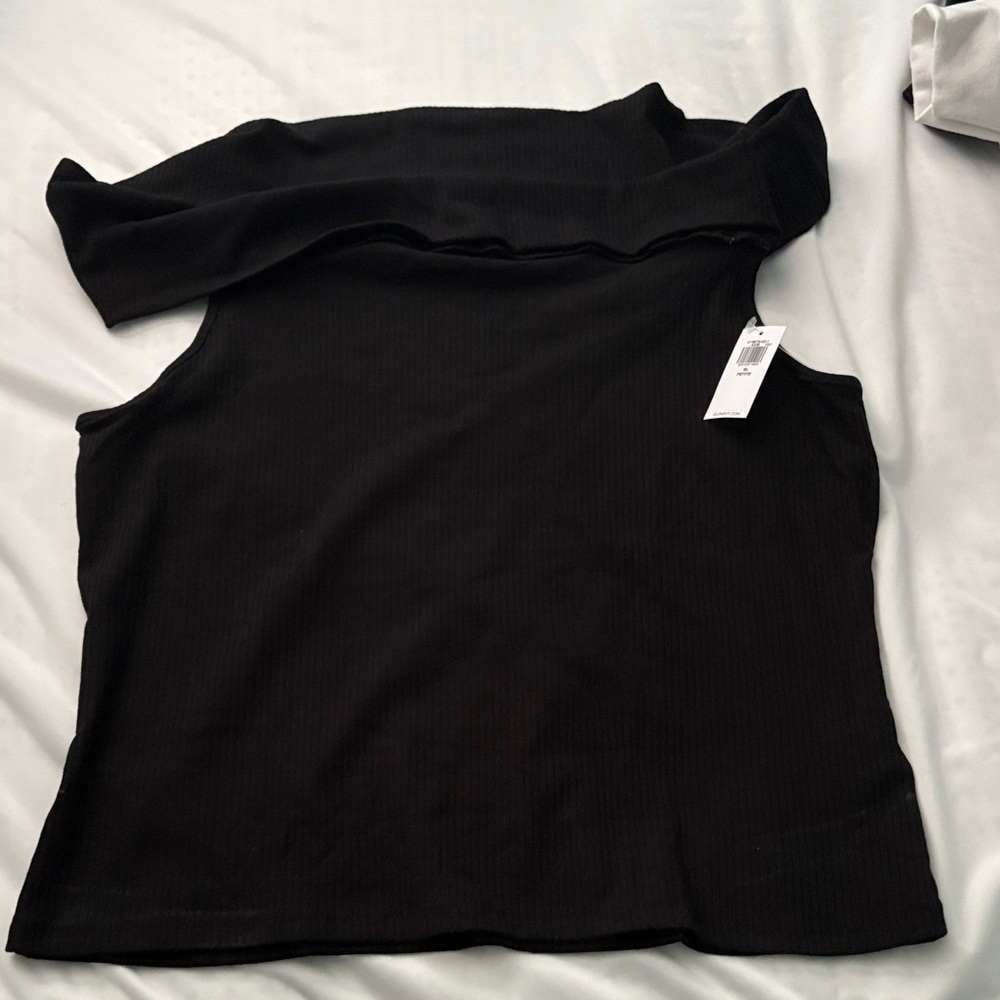 Old Navy Off the Shoulder Black Women's Top